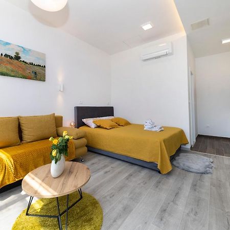 Studio Apartments Heart Of ซาดาร์ ภายนอก รูปภาพ